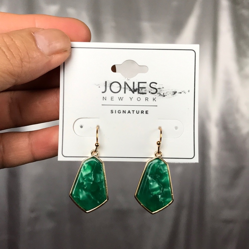 New Emerald Green Drop Earrings